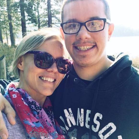 Meet your Posher, Ashley - Picture 2 of 4